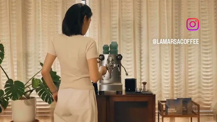 Film by @lamarsacoffee